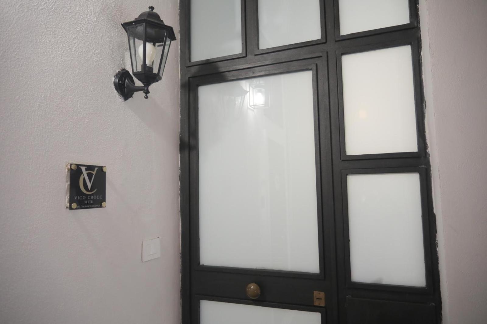 Vico Croce Suite, Spaccanapoli Exteriör bild